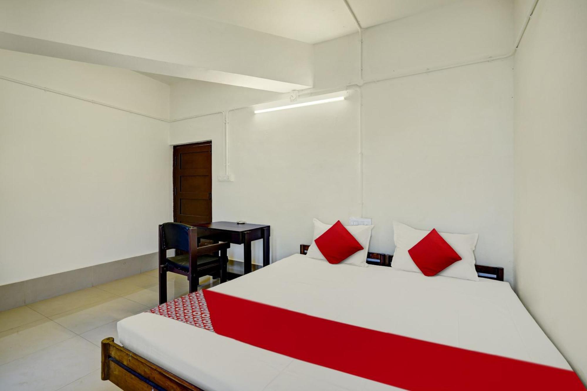 Super Hotel O Ceasar Palace Annex Thodupuzha Zewnętrze zdjęcie