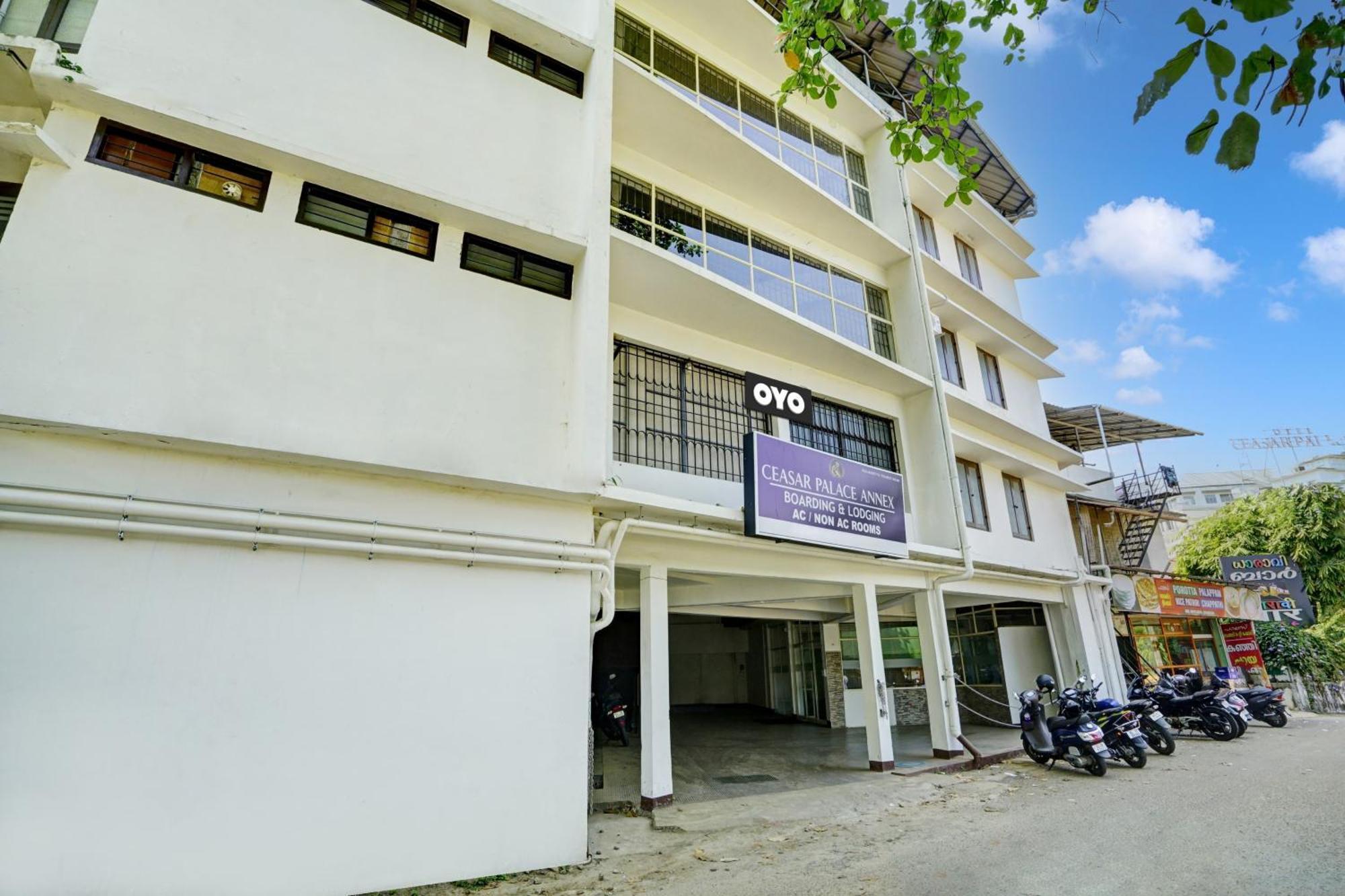 Super Hotel O Ceasar Palace Annex Thodupuzha Zewnętrze zdjęcie